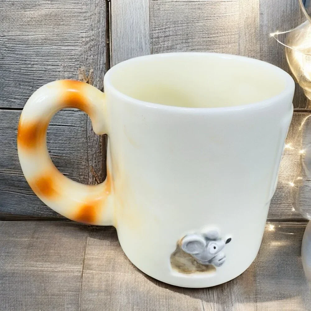 Quon Quon QQ Japan Ceramic Coffee Mug Cup‎ Kitty Cat Shaped With Mouse Mug Cup